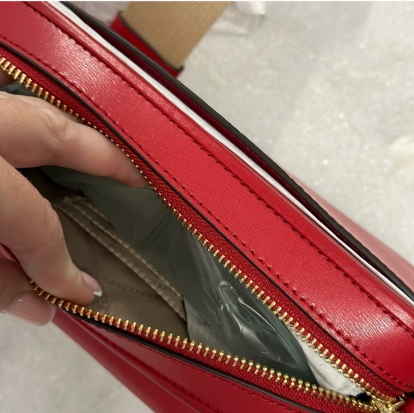 Brand new Michael KORS Sloan bag - Picture 2 of 7